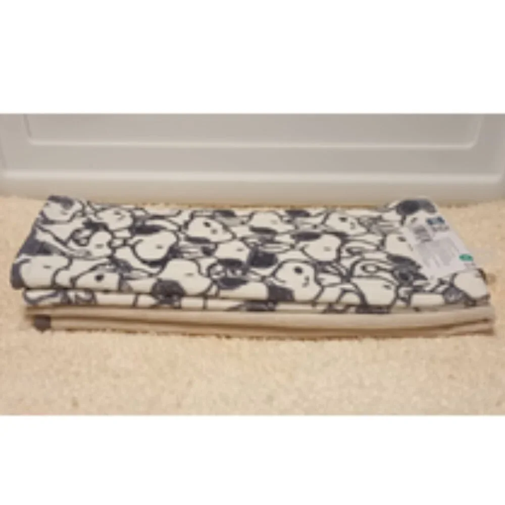 NWT ~ The Big One Peanuts 2-Pack Snoopy Hand Towel Set